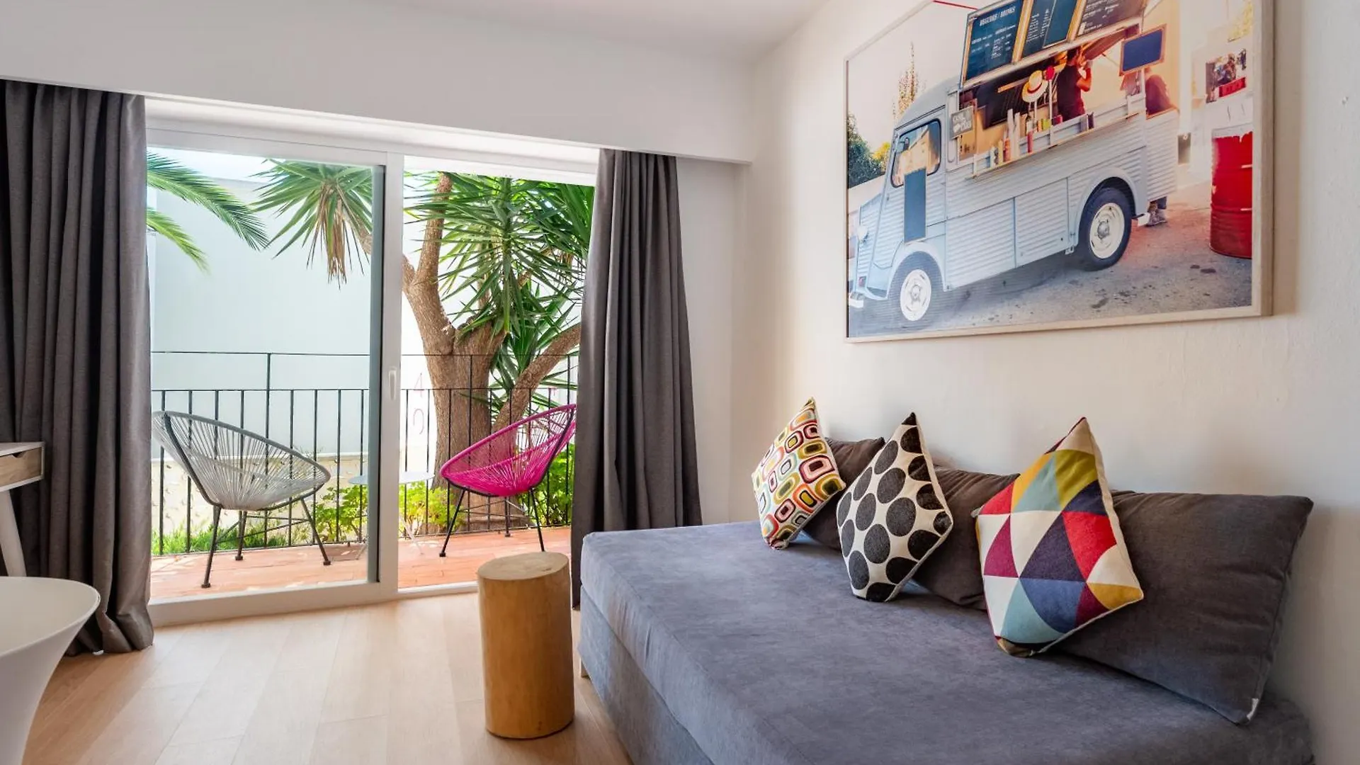Aparthotel Hotel Cenit & Apts Sol Y Viento Ibiza Town