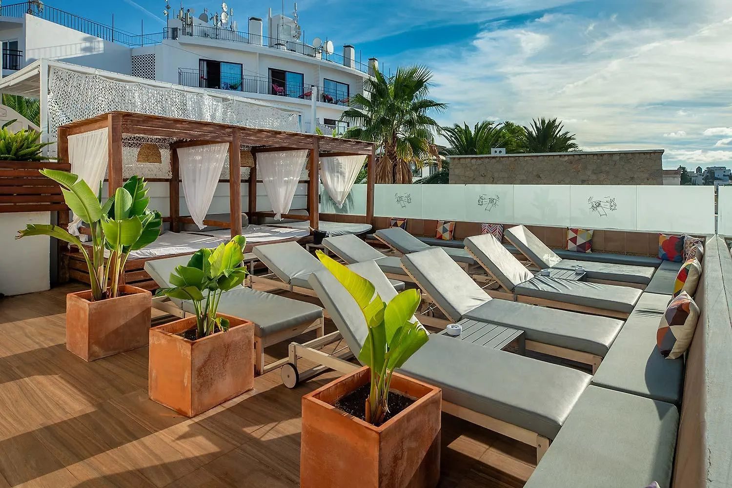 Aparthotel Hotel Cenit & Apts Sol Y Viento Ibiza Town