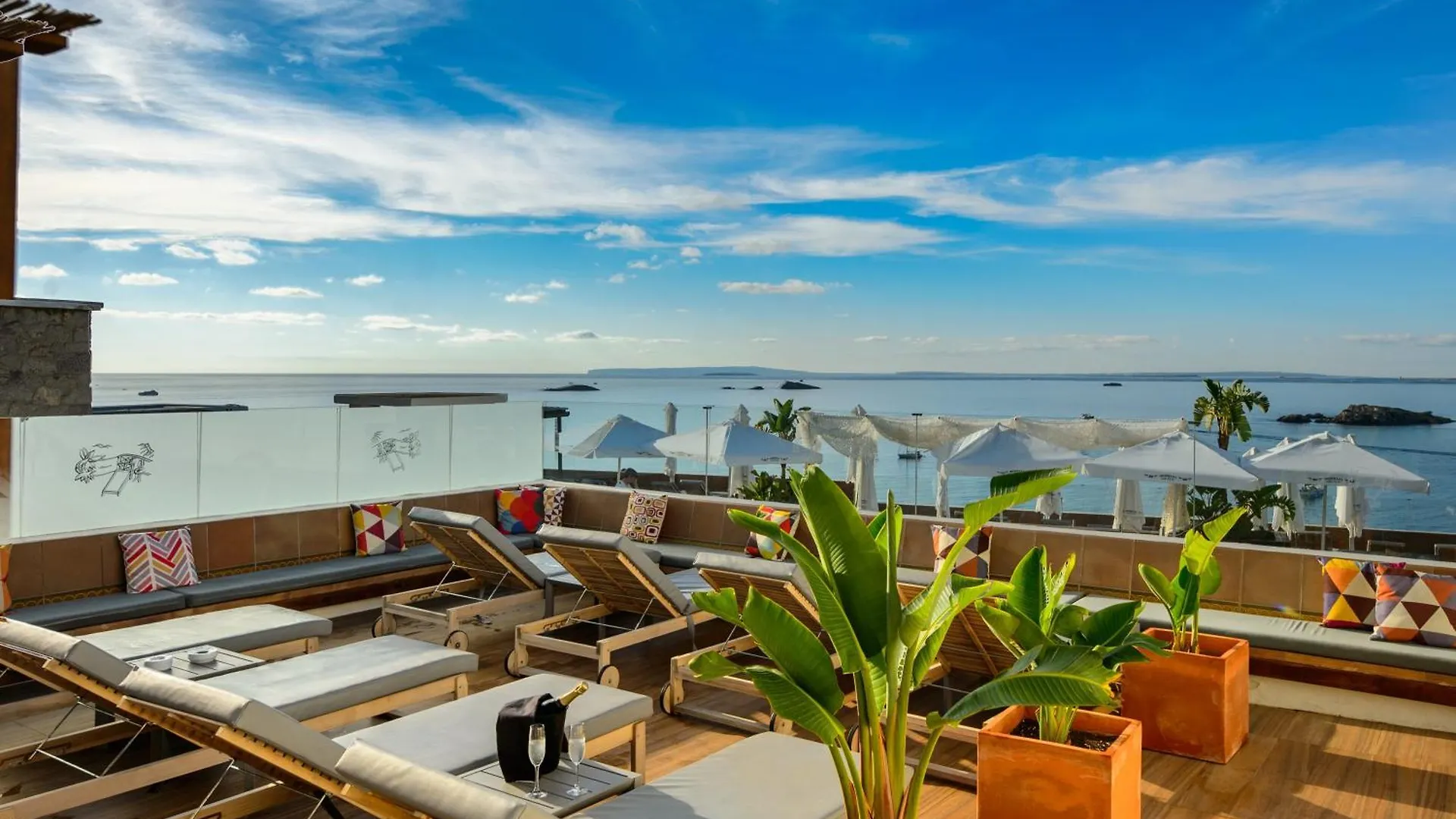 Aparthotel Hotel Cenit & Apts Sol Y Viento Ibiza Town
