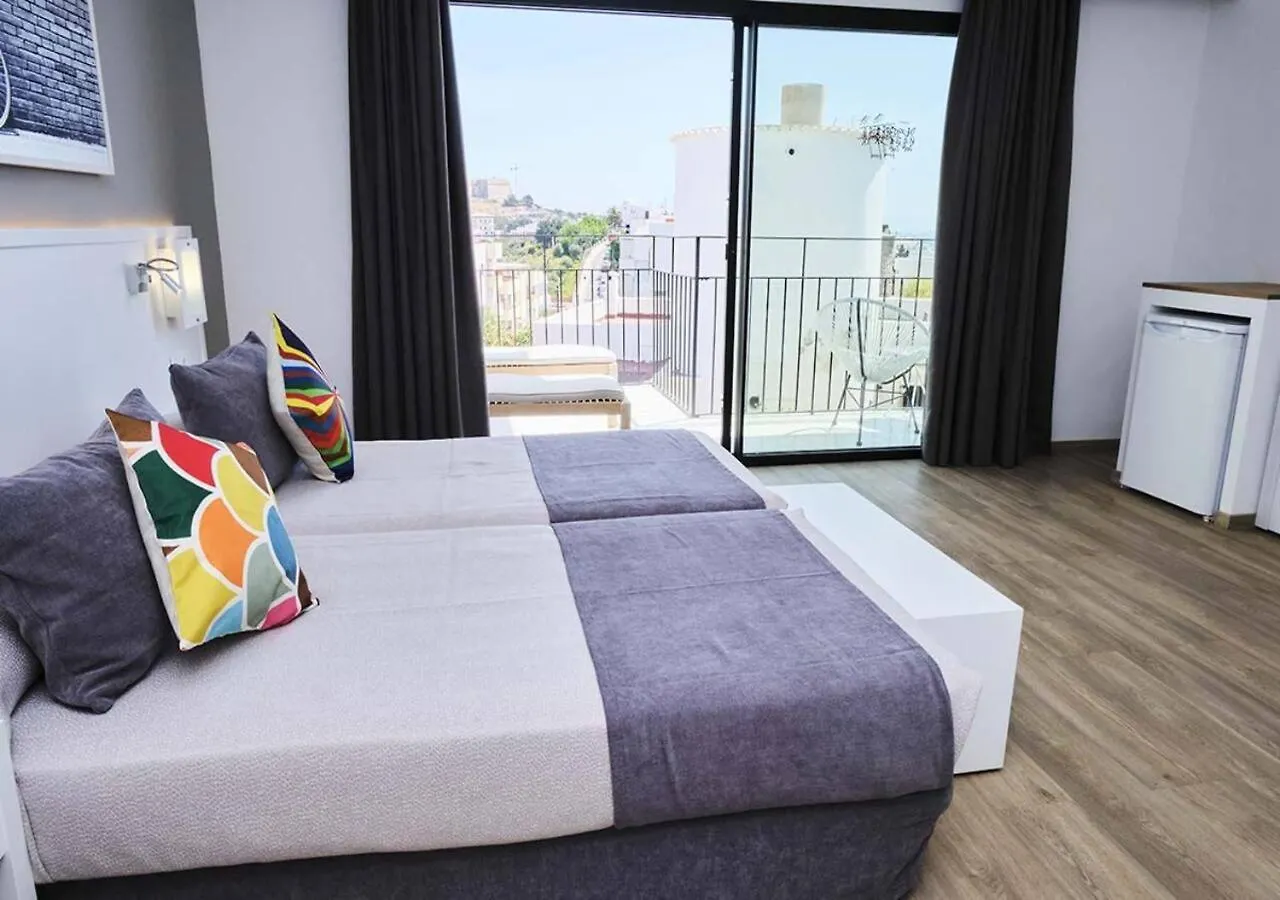 Hotel Cenit & Apts Sol Y Viento Ibiza Town