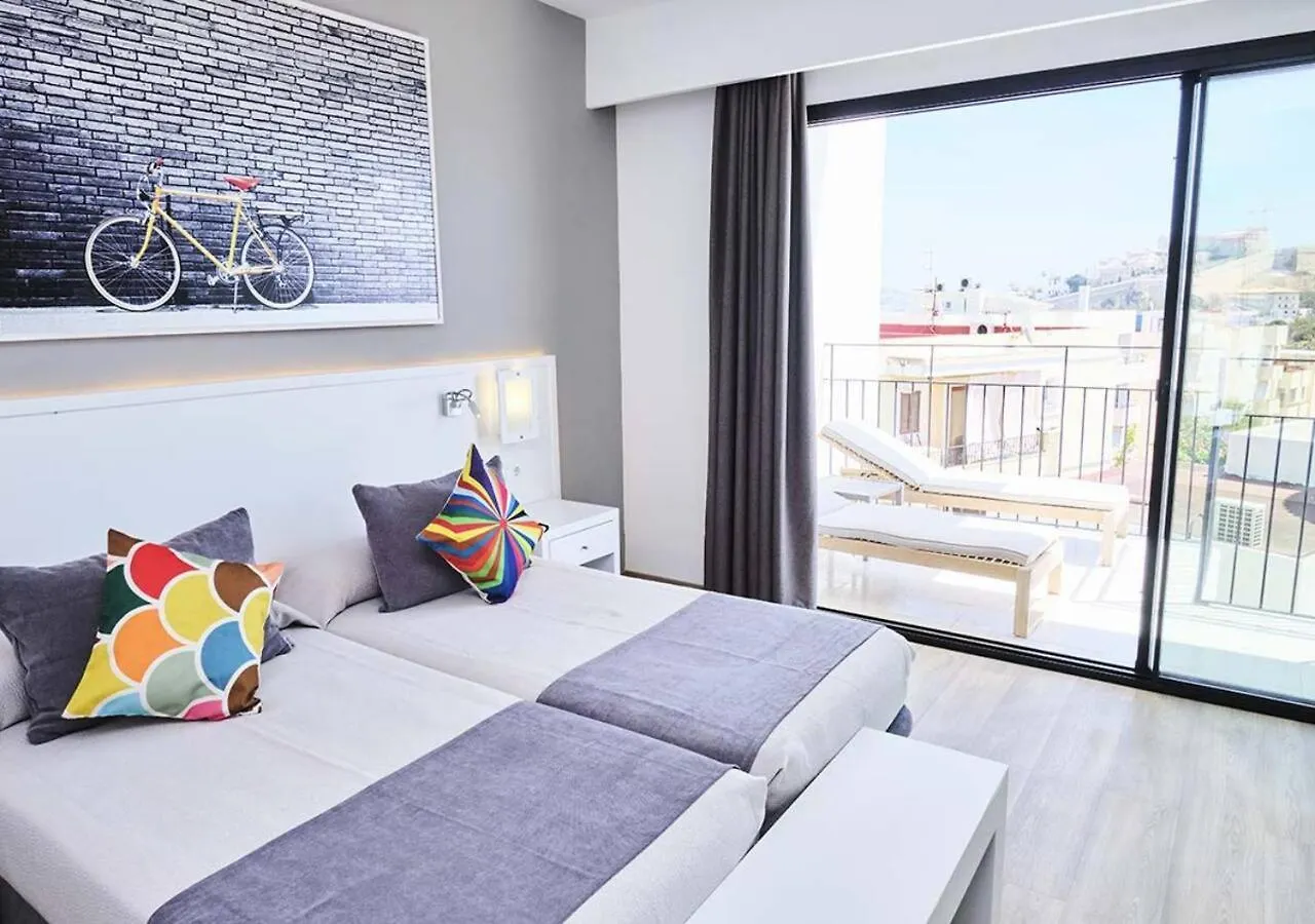 Aparthotel Hotel Cenit & Apts Sol Y Viento Ibiza Town