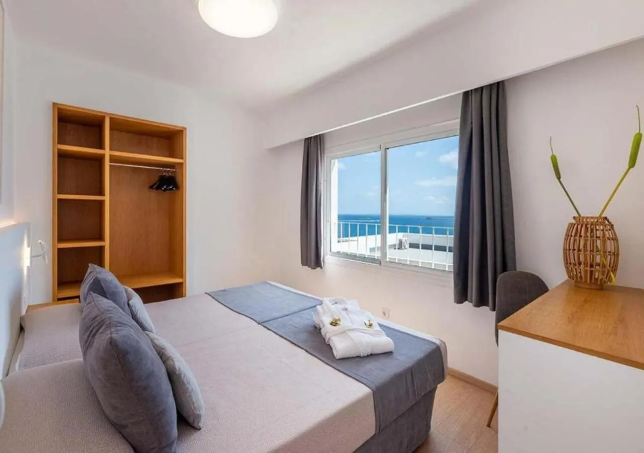 Hotel Cenit & Apts Sol Y Viento Ibiza Town 2*,  Spain